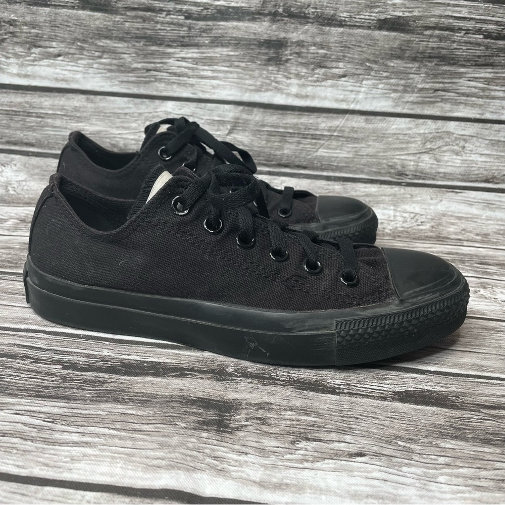 Converse All Star Unisex Low Top Sneakers Women 7 Men 5 Black Monochromatic Shoe